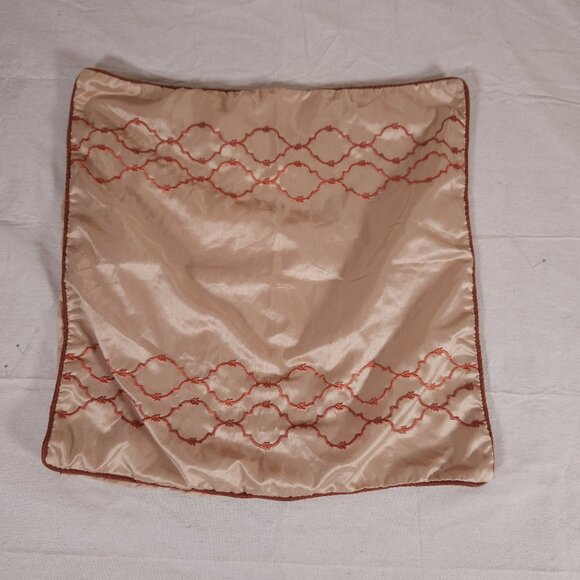 Martha Stewart Collection Euro Sham 24x24 Embroidered Trellis Like Pattern - Picture 3 of 12